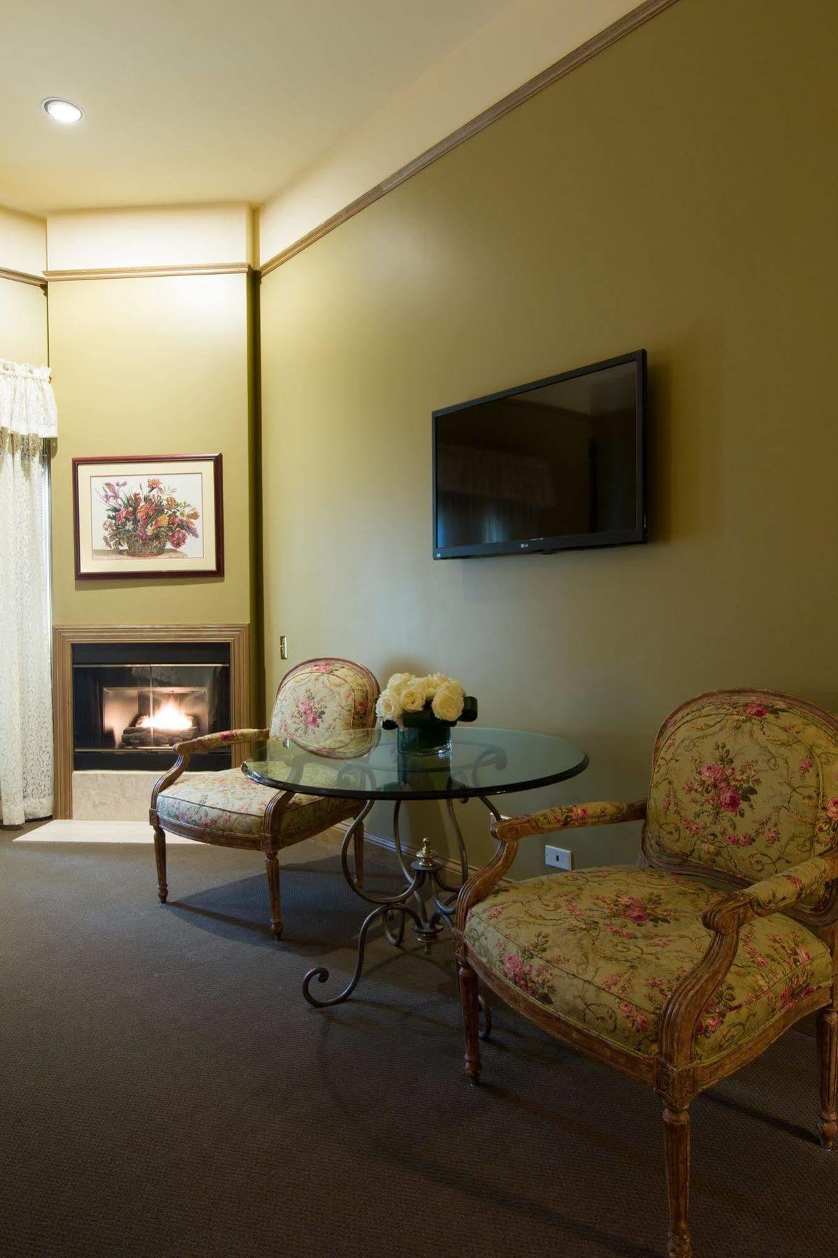 Herrington Inn & Spa Geneva Ngoại thất bức ảnh