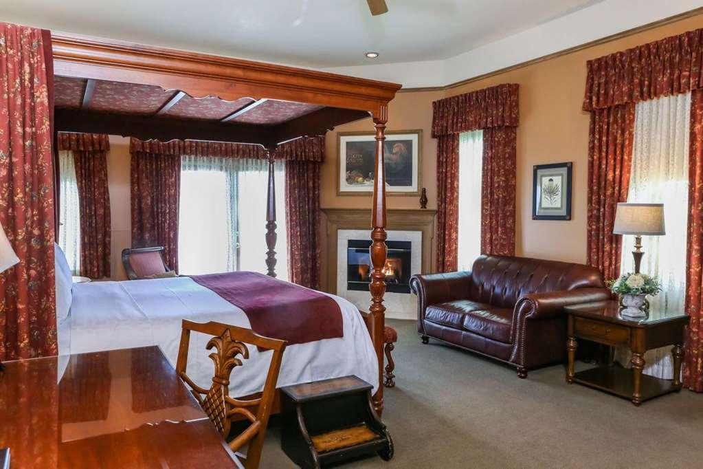 Herrington Inn & Spa Geneva Phòng bức ảnh